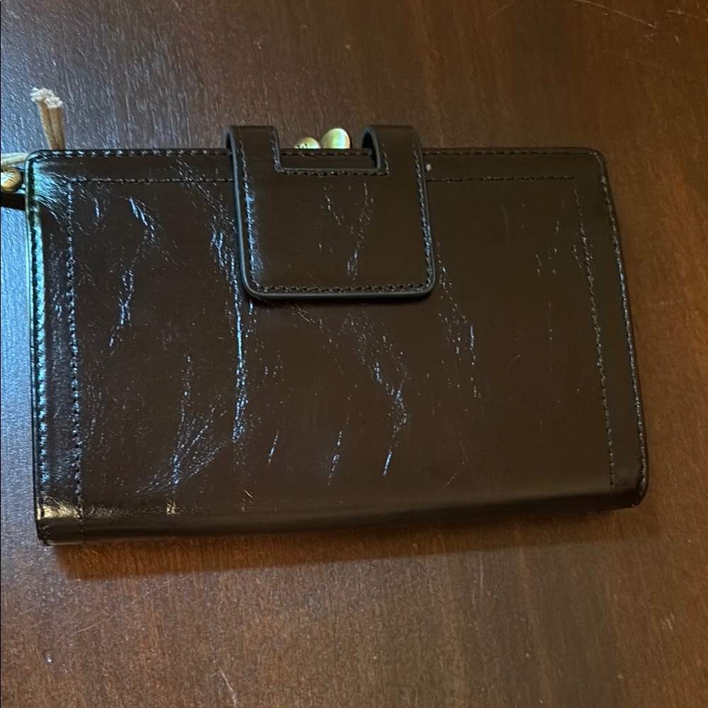 HOBO VIOLET BLACK LEATHER WRISTLET - Picture 2 of 3